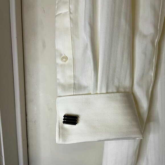 Claiborne long-sleeved button down cotton shirt 16 1/2 32/33 L BONUS cuff links! - Picture 3 of 4